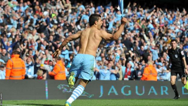 Sergio Aguero celebrates