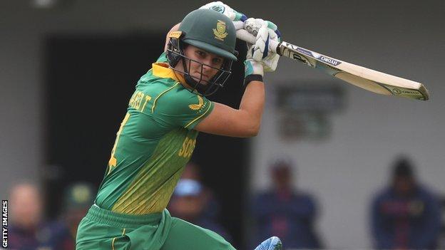 Laura Wolvaardt in action for South Africa