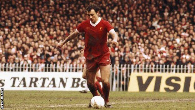 Ray Kennedy playing for Liverpool