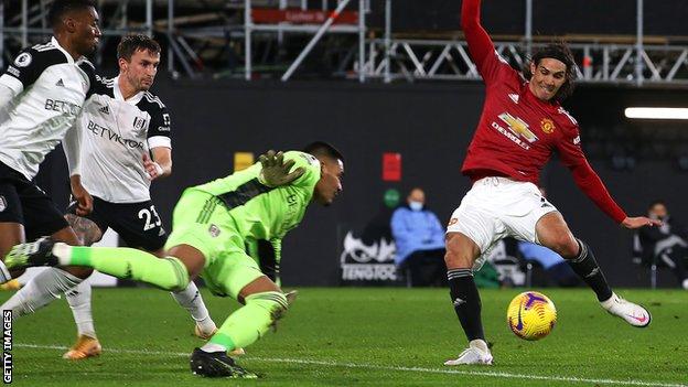 Edinson Cavani scores for Manchester United against Fulham