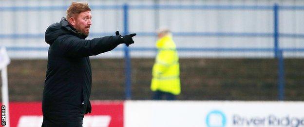 Former Ards and Portadown boss Currie was named Carrick Rangers manager in 2017