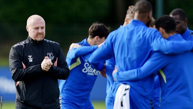 Sean Dyche: Everton manager 'can't control' off-field uncertainties - BBC  Sport