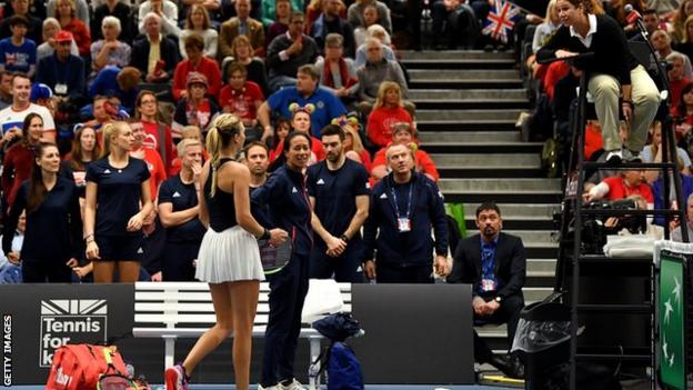Katie Boulter and Anne Keothavong complain to the umpire