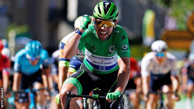 Mark Cavendish wins stage 13