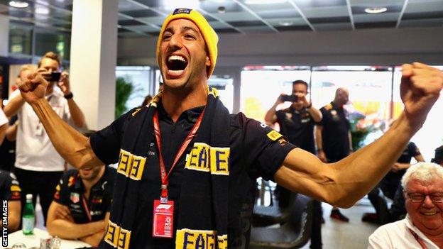 Afl Grand Final West Coast Eagles Beat Collingwood Magpies For First Title Since 2006 Bbc Sport