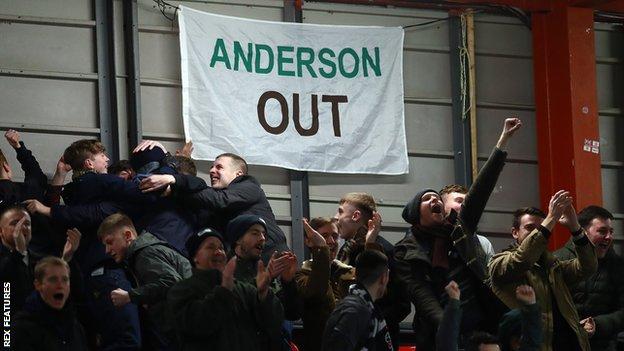 Ken Anderson out banner