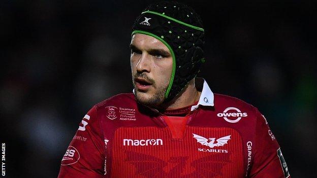 Tom Price of Scarlets