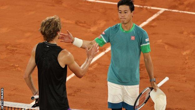 French Open 2021 Alexander Zverev Beats Kei Nishikori To Join Medvedev Tsitsipas In Last Eight Bbc Sport