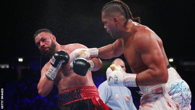 Joseph Parker is punched by Joe Joyce