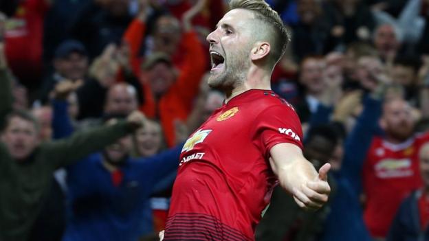 Man Utd 2-1 Leicester: Luke Shaw's performance 'very complete' - Jose Mourinho - BBC Sport