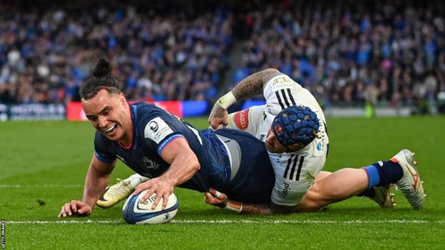 James Rowe scores a try against La Rochelle