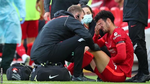 Liverpool: Curtis Jones se perderá el inicio de temporada por conmoción cerebral 88 Curtis Jones