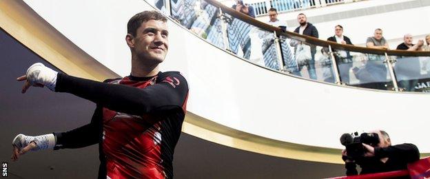 Ricky Burns performed a public workout at Glasgow's St Enoch Centre to promote his fight on Friday against Kyril Relikh