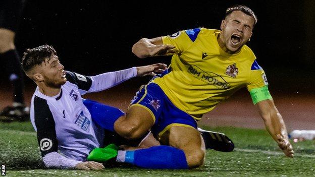 LIVE FOOTBALL: Cardiff City v Barry Town United