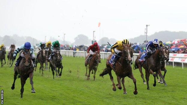 Sonnyboyliston wins the Ebor Handicap