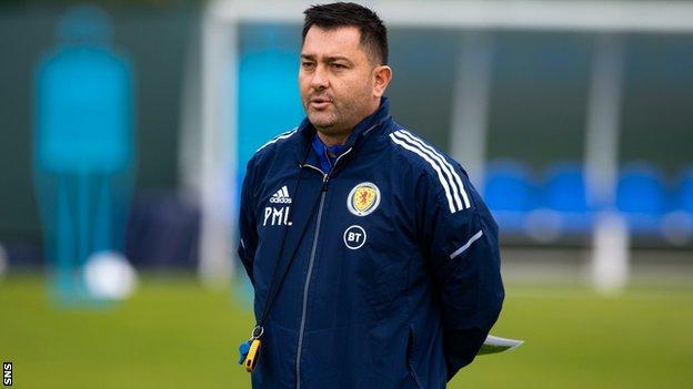 Scotland: Pedro Martinez-Losa says new-look squad must 'become a family' - BBC Sport