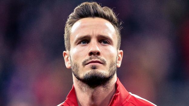 Football gossip: Saul, Haaland, Sousa, Minamino, Emery, Alonso, Foyth thumbnail