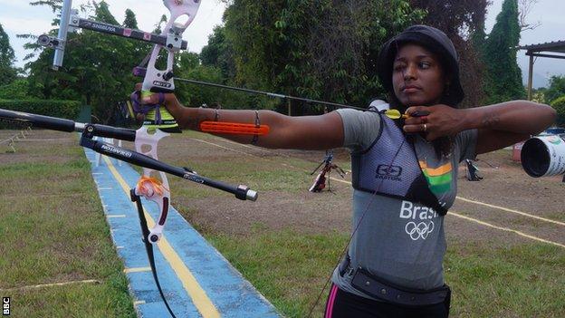 Ane Marcelle dos Santos shoots her bow