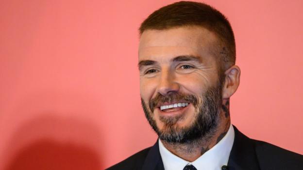 David Beckham: LA Galaxy to unveil statue of former England captain - BBC Sport