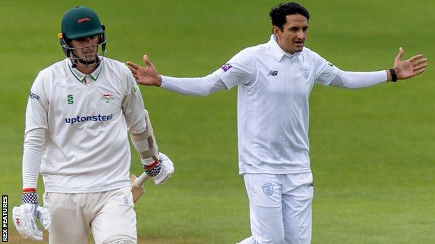 Mohammad Abbas takes the wicket of Chris Wright