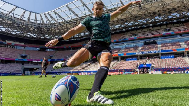 Leigh Halfpenny will play in his 101st international for Wales against Portugal in Nice