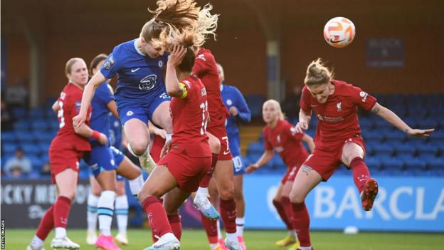 Niamh Charles heads Chelsea level