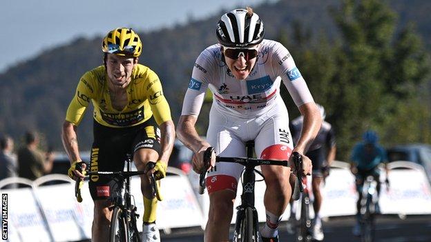 Primoz Roglic (left) and Tadej Pogacar (right) finish stage 15 of the Tour de France