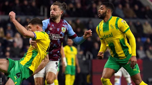 Championship leaders Burnley's victory sent them 19 points clear of third-placed Watford