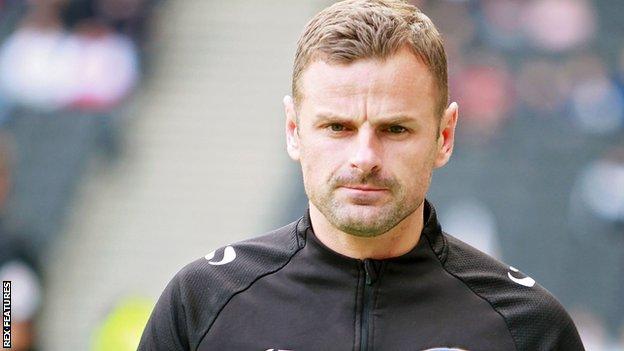 Richie Wellens: Swindon players 'should be embarrassed to be 17th in ...