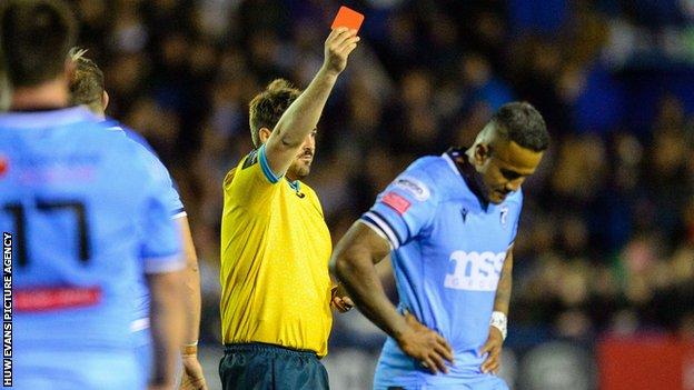 Referee Ben Whitehouse shows Cardiff centre Rey Lee Lo a red card against Dragons on 23 October.