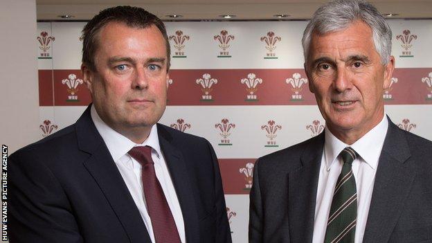 Martyn Phillips with Gareth Davies