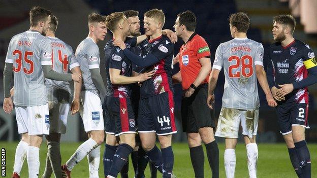 Ross County beat Dunfermline to stretch lead to eight points BBC
