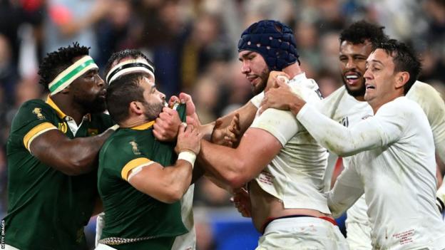 England's George Martin tussles with South Africa's Cobus Reinach during the World Cup semi-final