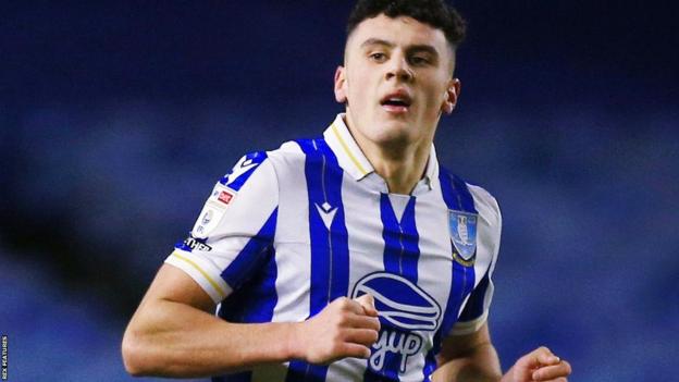 Bailey Cadamarteri: Sheffield Wednesday striker signs new deal - BBC Sport