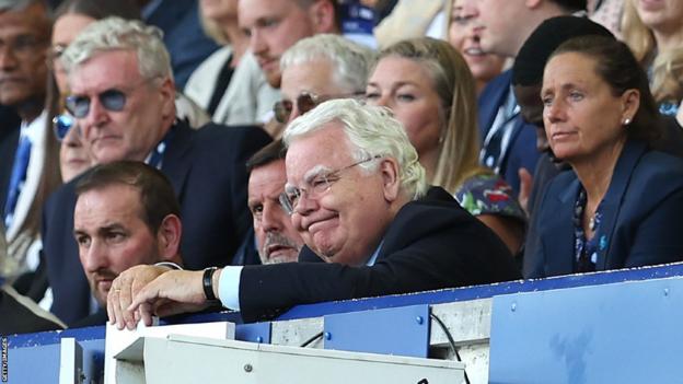 Everton chairman Bill Kenwright