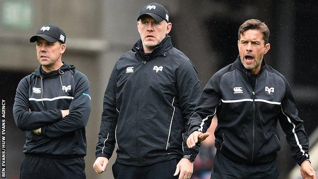 Steve Tandy (centre) with Ospreys backroom staff Gruff Rees and Allen Clarke