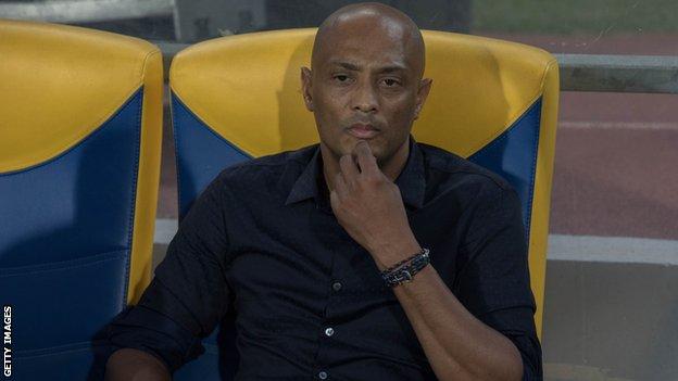 Comoros Coach Amir Abdou Extends Contract Bbc Sport