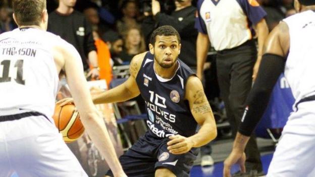 Ashton Khan: Guard signs on again at Worcester Wolves for 2016-17 - BBC ...