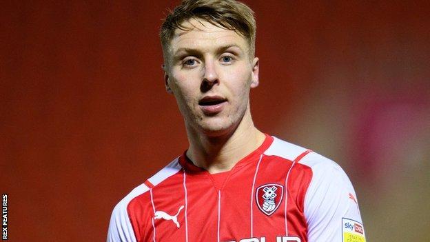 Jamie Lindsay: Rotherham United midfielder signs new two-year deal - BBC  Sport
