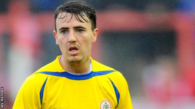 Sean McConville extends Accrington Stanley deal until 2018 - BBC Sport