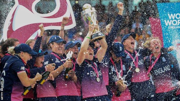 England celebrate winning 2017 World Cup