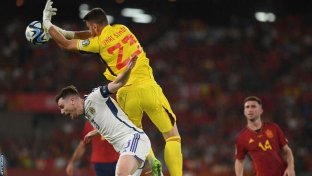 Liverpool left-back Andrew Robertson was injured playing for Scotland against Spain