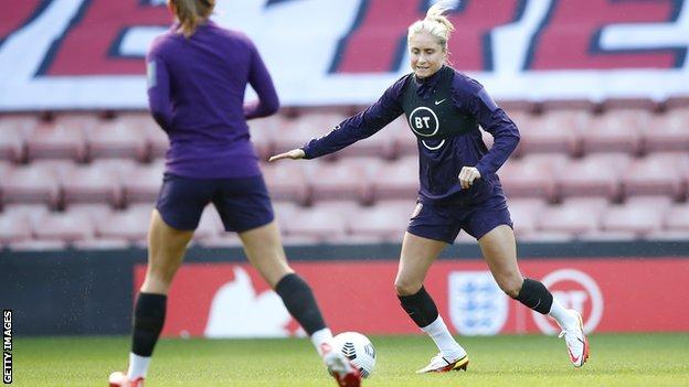 Steph Houghton in training