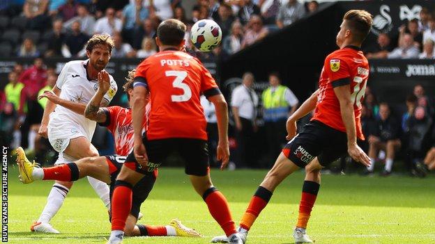 Joe Allen