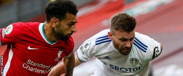 Barrages pour l'Euro 2020: la qualification pour NI serait `` probablement supérieure '' à la finale 2016 - Stuart Dallas
- Championnat d'Europe 2020 Stuart Dallas et Mo Salah