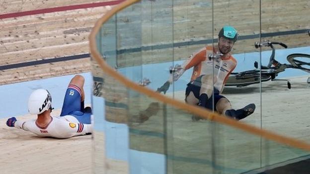 Ethan Vernon on the deck after Matthijs Buchli takes him out