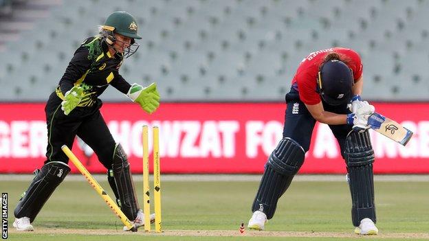 Nat Sciver is bowled by Tahlia McGrath