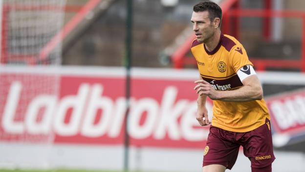 Motherwell: Stephen McManus retires to take on academy coaching role