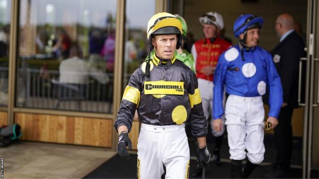 Jockey Graham Lee