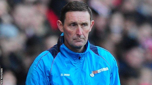 Lee Hodges: Truro City boss says National League South survival is their  priority - BBC Sport